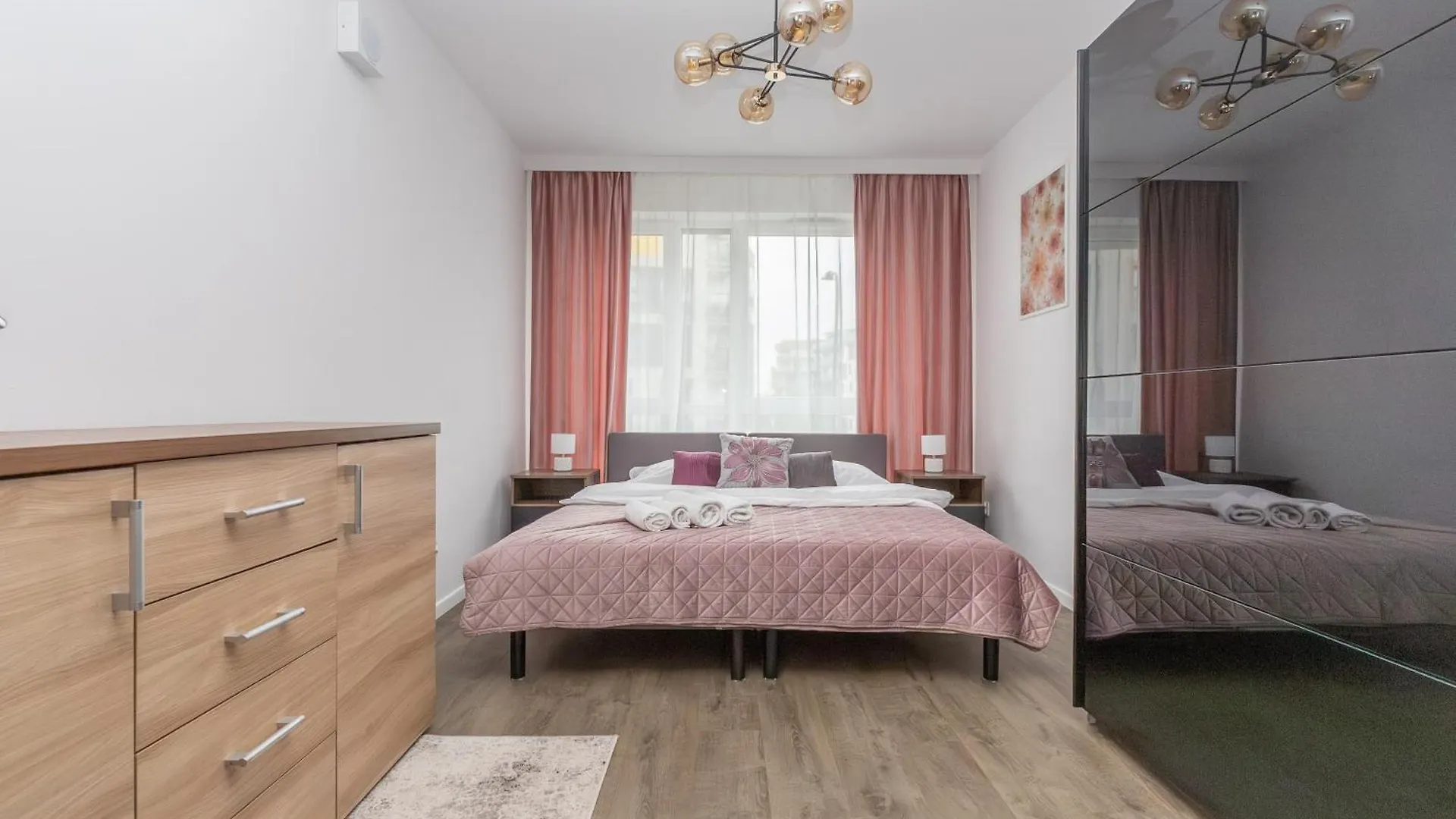 Glow Apartments, Gdansk Slaska 12